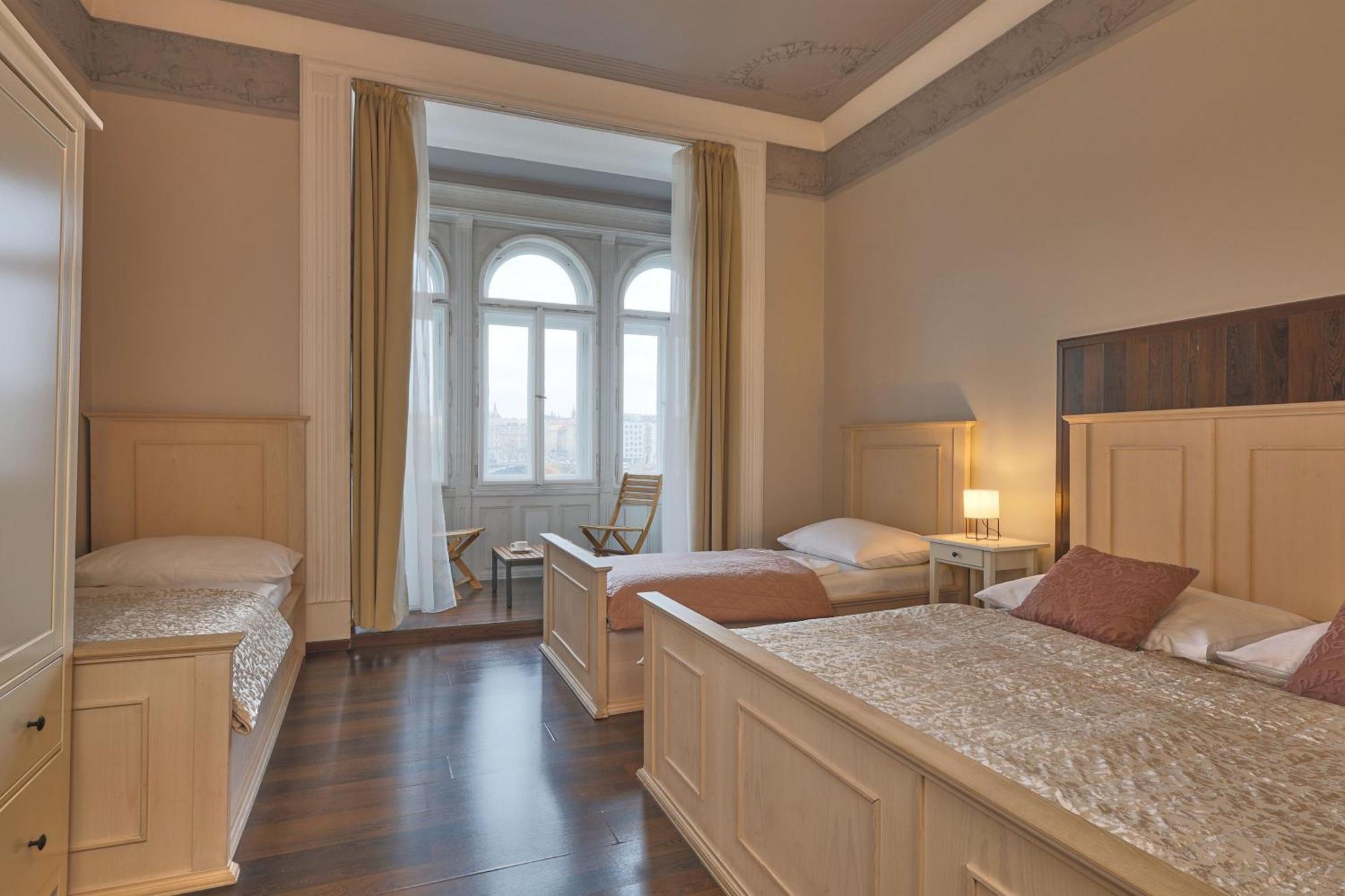 Janackovo - Riverside Residence Прага Екстериор снимка