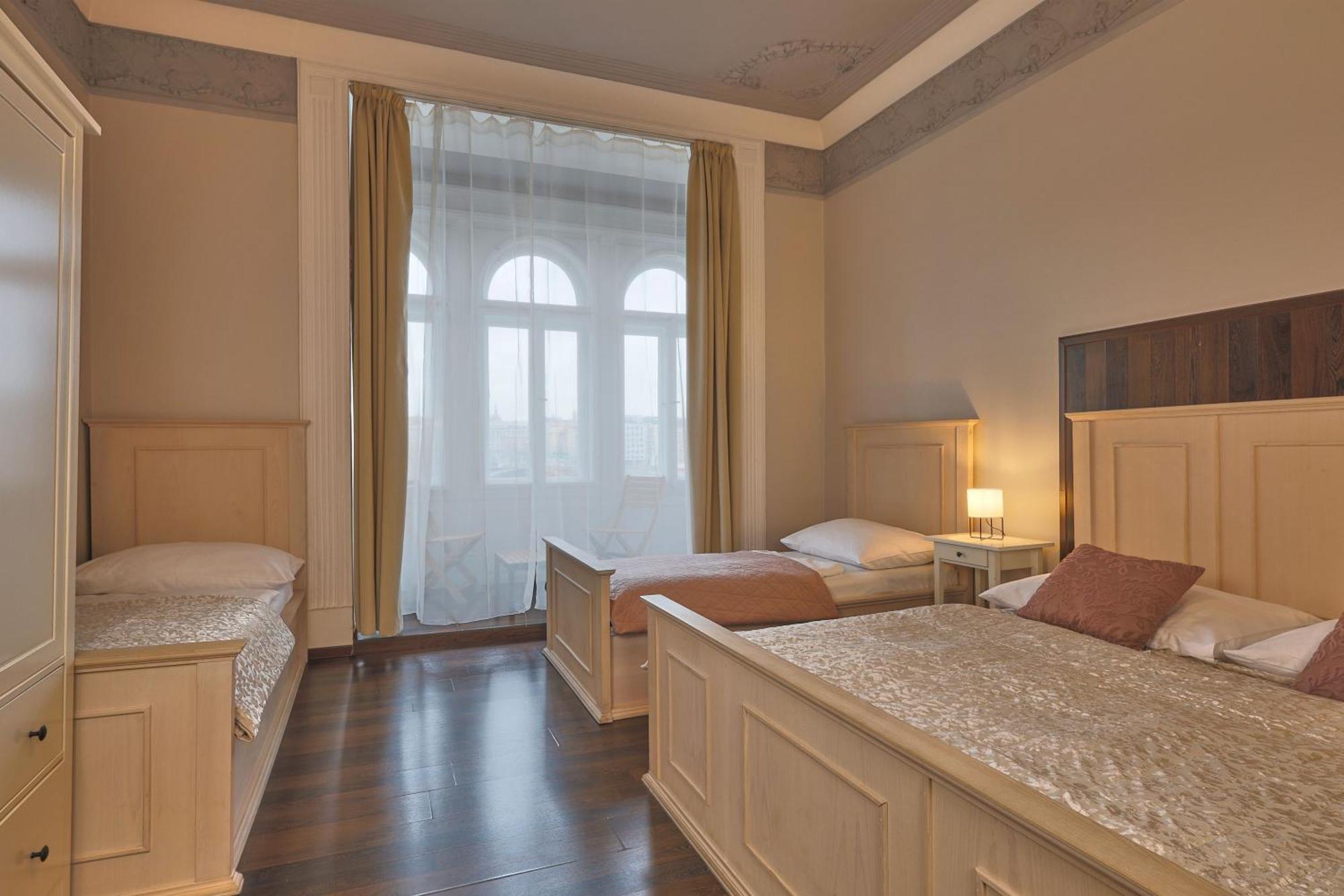 Janackovo - Riverside Residence Прага Екстериор снимка