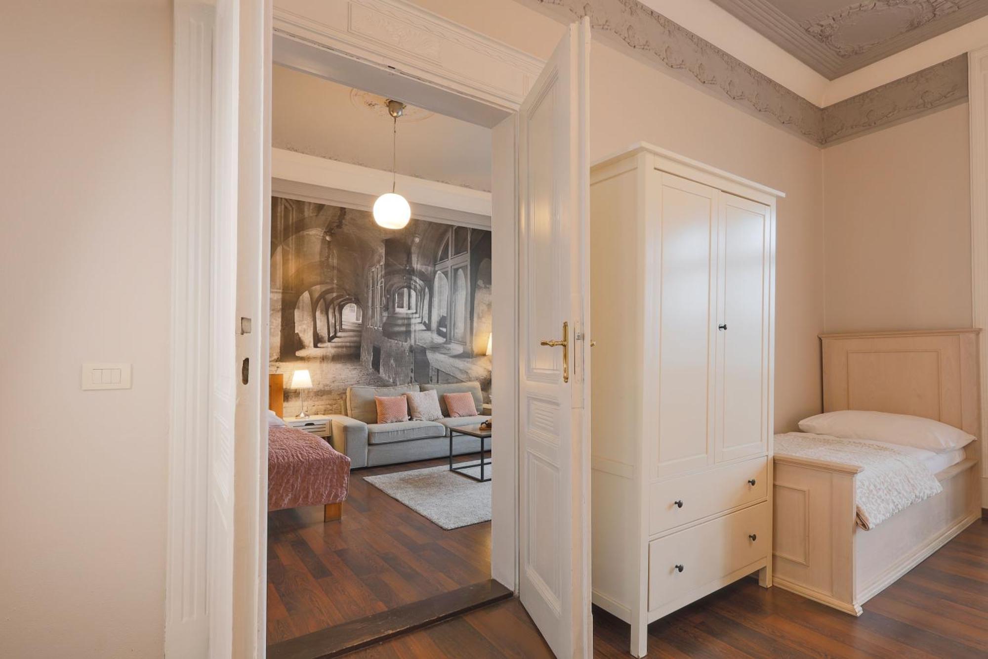 Janackovo - Riverside Residence Прага Екстериор снимка